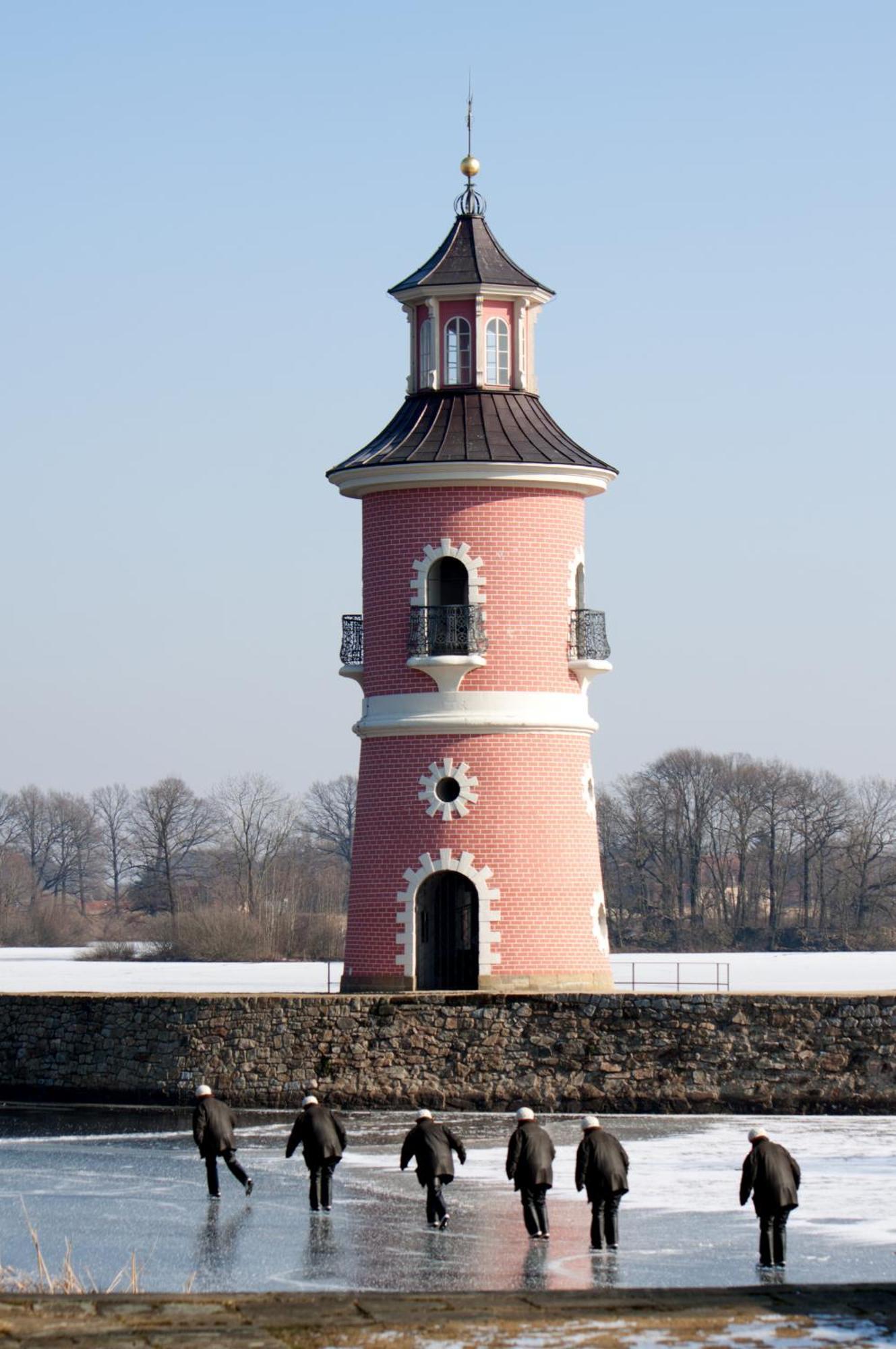 West Hotel An Der Saechsischen Weinstrasse 라데보일 외부 사진
